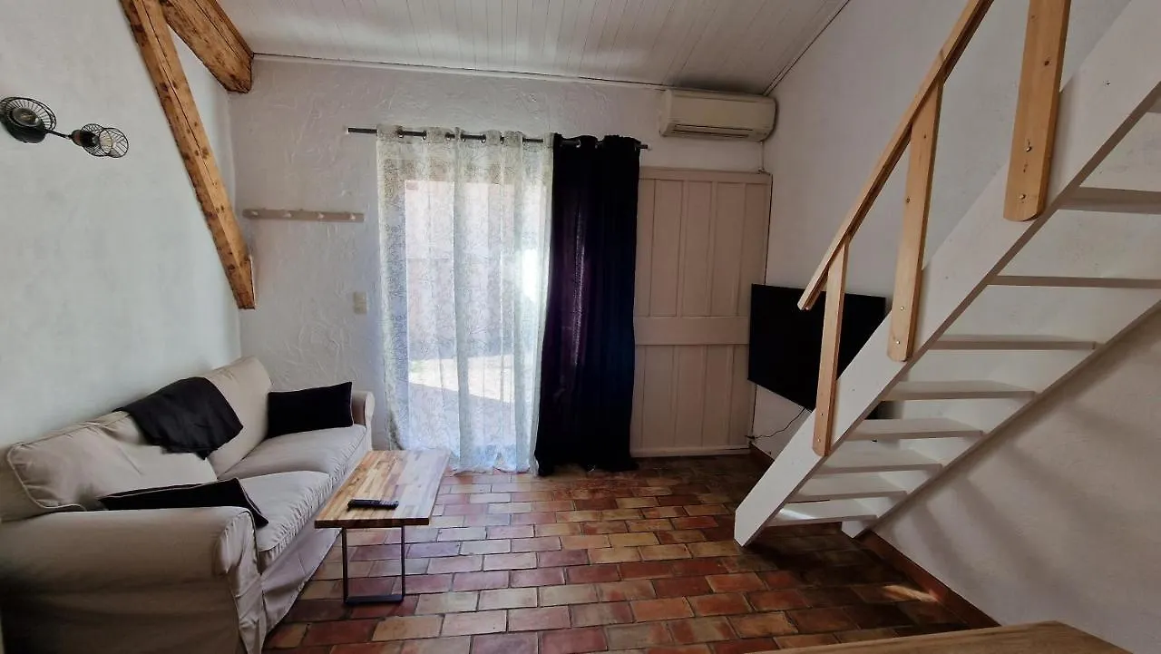 Studio Au Pied De La Sainte Victoire Puyloubier